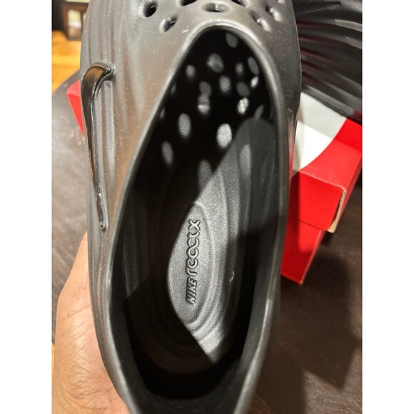 Nike ReactX Rejuven8 Triple Black Size 11 Mens HV5060-001 - Picture 5 of 8